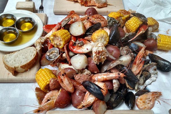 What Restaurant in Seattle Offers the Best Seafood?