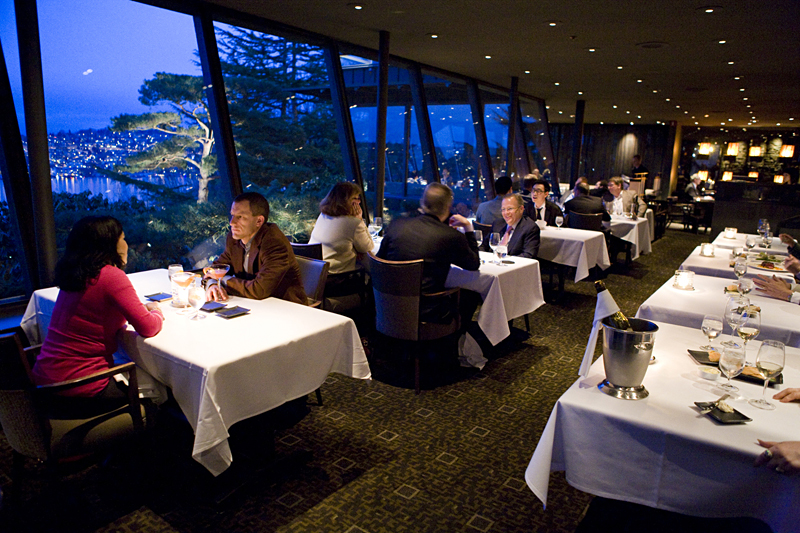 What Restaurant in Seattle is Perfect for a Romantic Dinner?