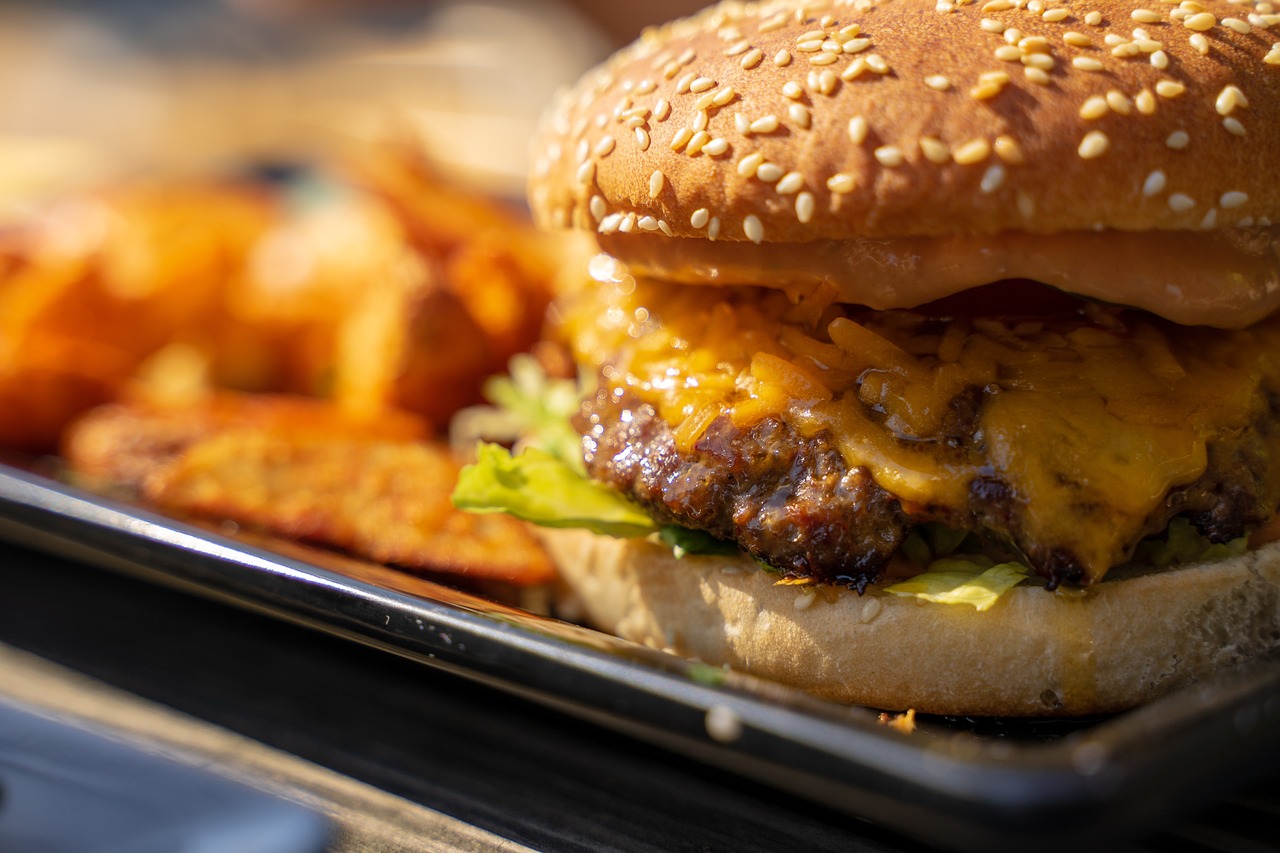 What Restaurant in Seattle Has the Juiciest Burgers in Town?
